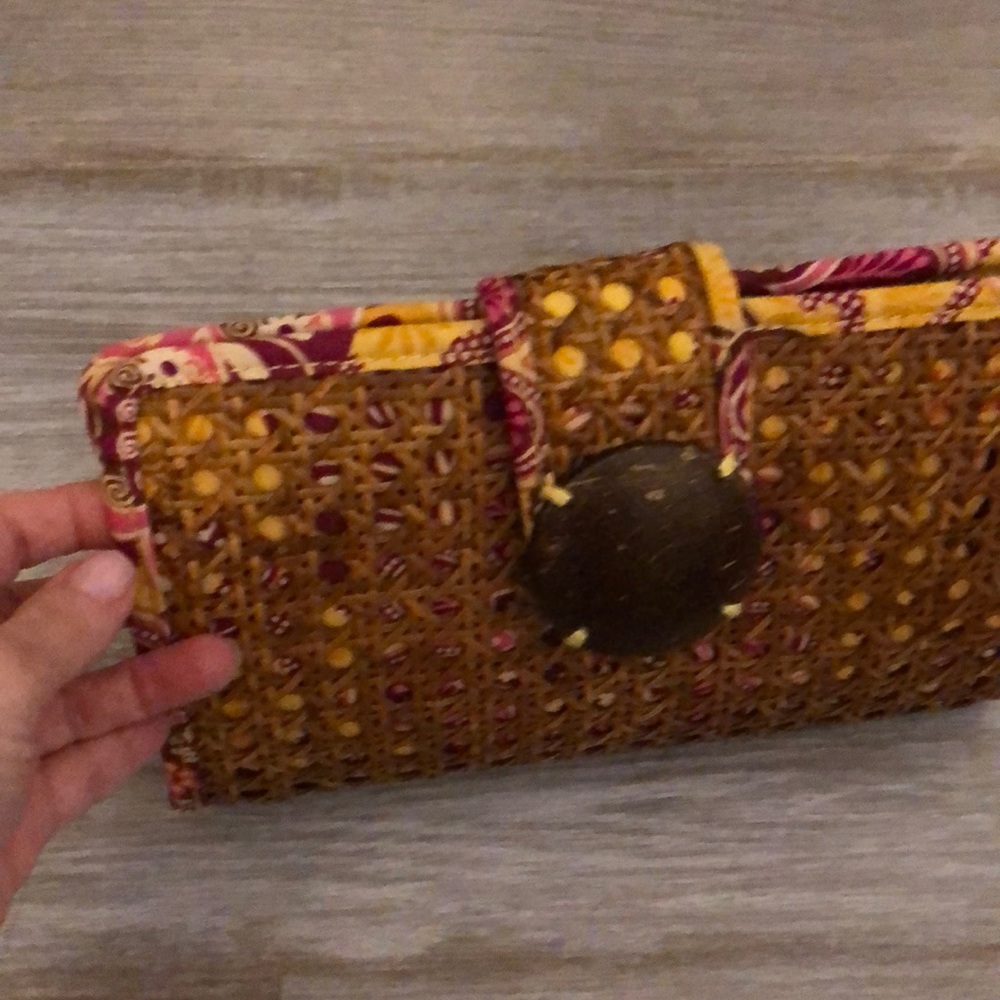Brand NEW Vera Bradley Tiki Clutch.